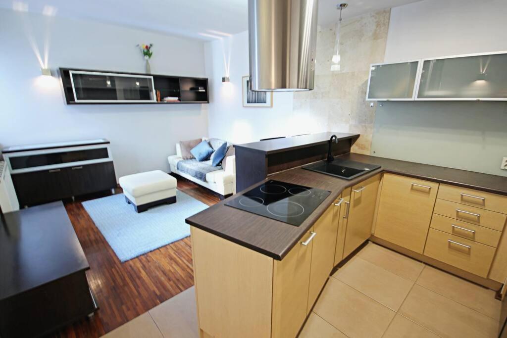 Appartement Parkowy Apartament à Wrocław Extérieur photo